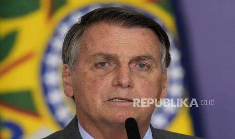 Organisasi Adat Brasil Tuntut Bolsonaro atas Genosida
