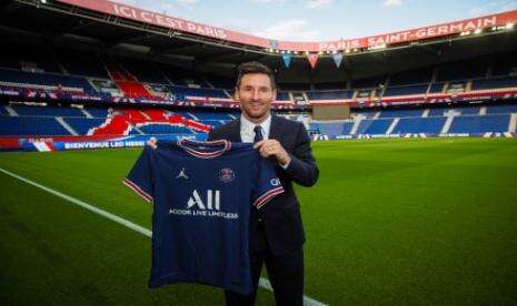 Lionel Messi Resmi Gabung PSG