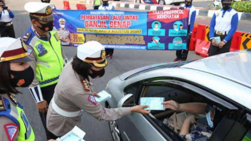 100 Titik Penyekatan Dihentikan, Polisi Ganti dengan Uji Coba Ganjil-Genap di Delapan Ruas Jalan
