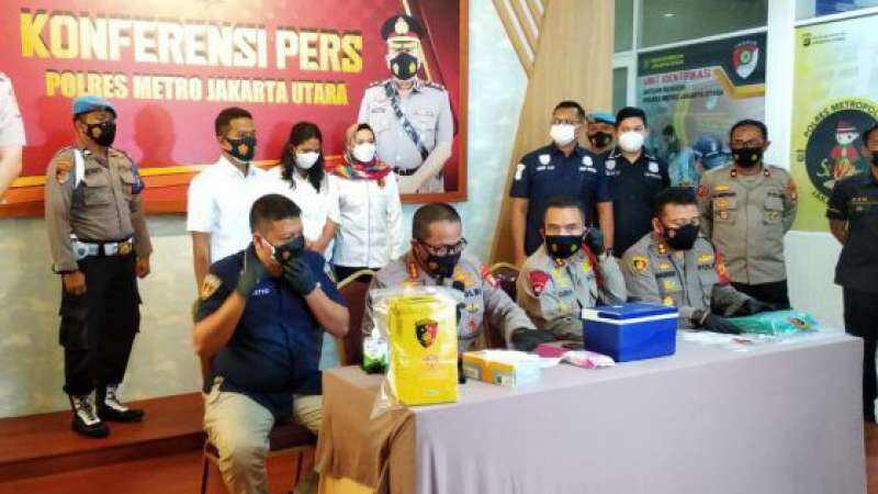 Viral Video Suntikan Vaksin Kosong ke 599 Orang, Perawat Terancam Dibui Setahun