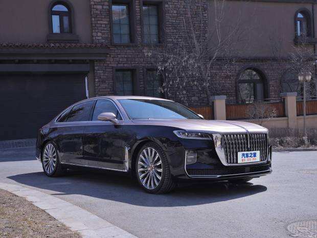 Hongqi Kasih 52 Mobil Sekelas Mercedes-Benz buat Atlet China Peraih Emas Olimpiade