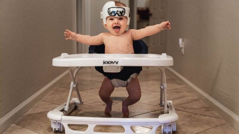 Bahaya! Penggunaan Baby Walker Bisa Ancam Keselamatan Si Kecil
