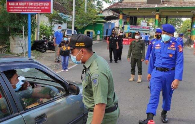 Libur Muharram, Ratusan Kendaraan Pengunjung Pantai Parangtritis Dipaksa Putar Balik