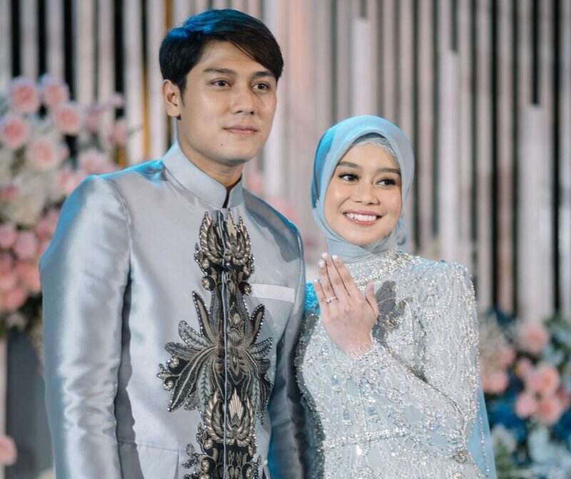Pamer Pas Foto Berlatar Biru dengan Lesti Kejora, Rizky Billar: Bismillah