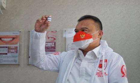 Wakil Ketua DPR Tinjau Klinik Terapi Covid-19 aaRP