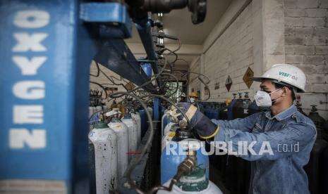 Krakatau Steel Sumbang 25.438 Tabung Oksigen Gratis