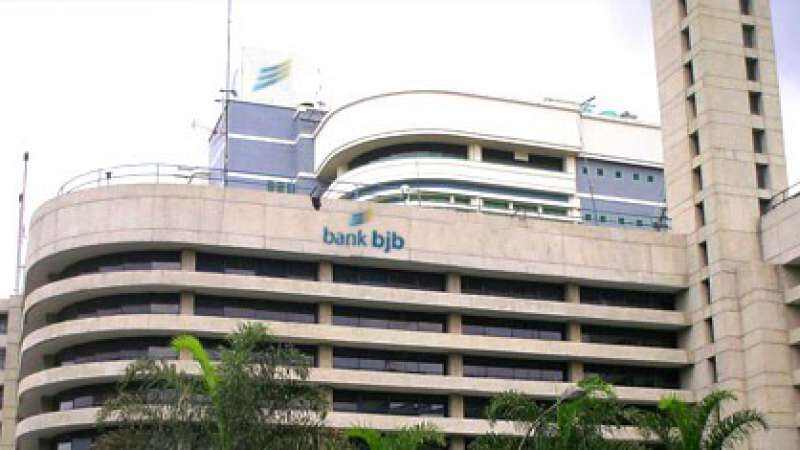 bank bjb Peringkat Pertama Kategori Bank Go Public Versi InfoBank