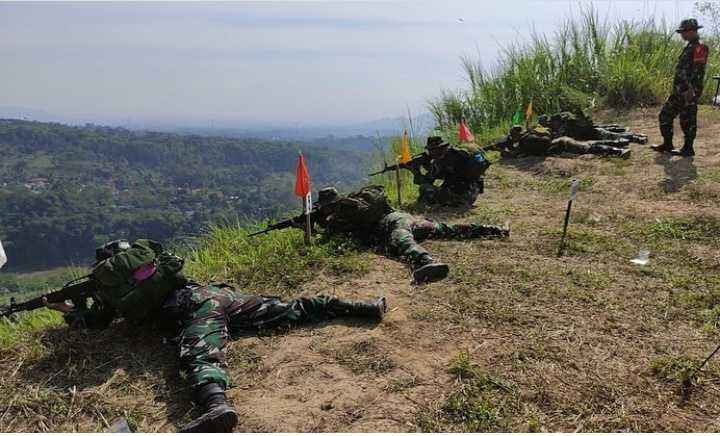 Inilah Prajurit Raider 321 Kostrad Jago Tembak