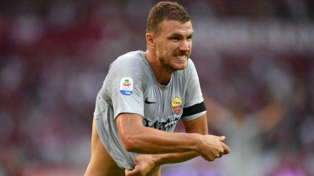 AS Roma Berani Lepas Edin Dzeko Demi Dapatkan Tammy Abraham