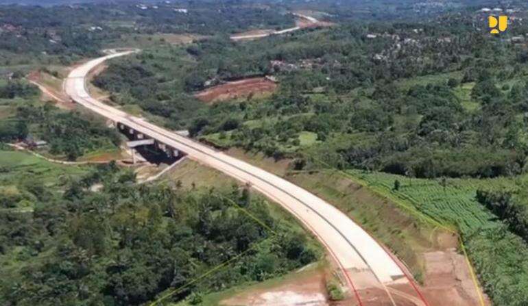 Hemat Waktu 2 Jam, Tol Ciawi-Sukabumi Tembus Cibadak Akhir 2021
