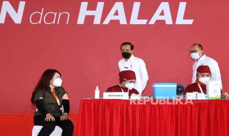 Vaksinasi di Kawasan Industri Bekasi Diminta Lebih Optimal