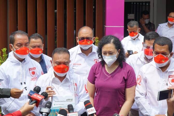 Kunjungi Klinik Hayandra, Pimpinan DPR Tinjau Terapi aaPRP