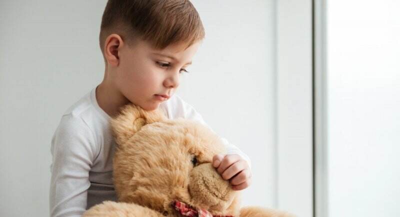 5 Tanda Anak Tumbuh dengan Emotionally Absent Parents