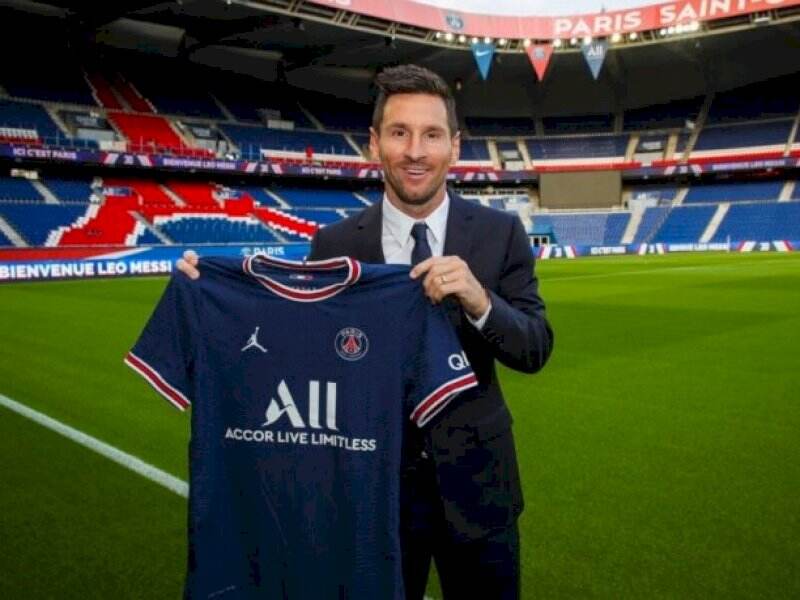 Kontrak Hingga 2023, Begini Besaran Gaji Lionel Messi di PSG