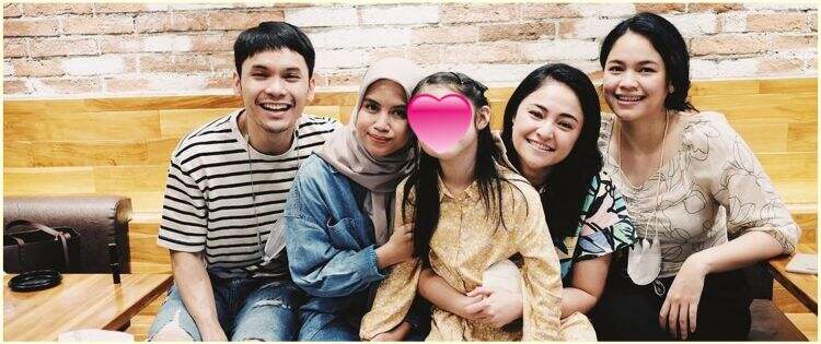 Ultah ke-32, Marshanda rayakan bareng keluarga dan Ben Kasyafani