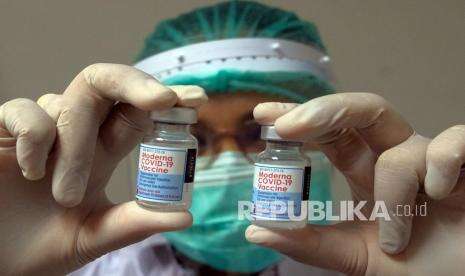 98 Nakes Puskesmas Cipayung Sudah Sisuntik Vaksin Booster