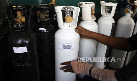 Jatim Luncurkan Mobil Reaksi Cepat Layanan Oksigen