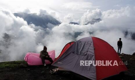 Jalur Pendakian Gunung Bawakaraeng Ditutup Sementara