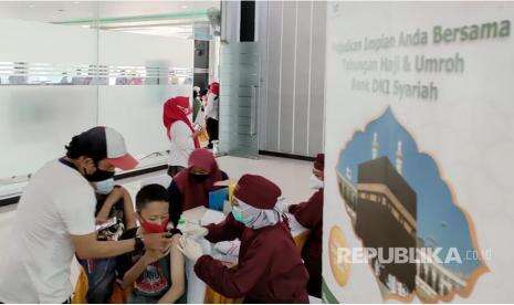 9,2 Juta Warga Divaksinasi, DKI Siap Bebas dari Zona Merah