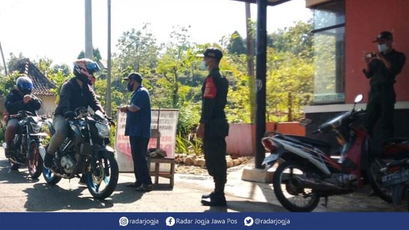 Ribuan Calon Wisatawan Dipaksa Putar Balik