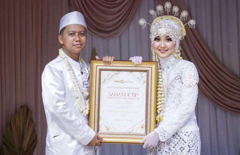 Nasabah MNC Sekuritas Ini Nikah dengan Mahar Saham Indofood