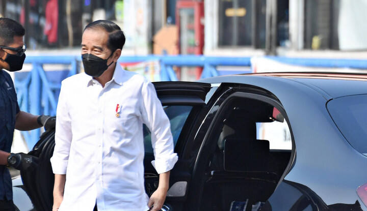 Jokowi Dibombardir Kritik, Pedasnya Omongan Tokoh Papua, Anda Benar-Benar Pemimpin Gak Konsisten!