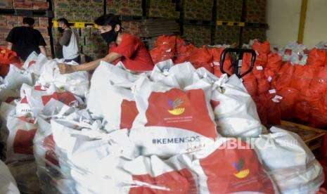 Pemerintah Tambah Dana Perlindungan Sosial Jadi Rp 427,5 T
