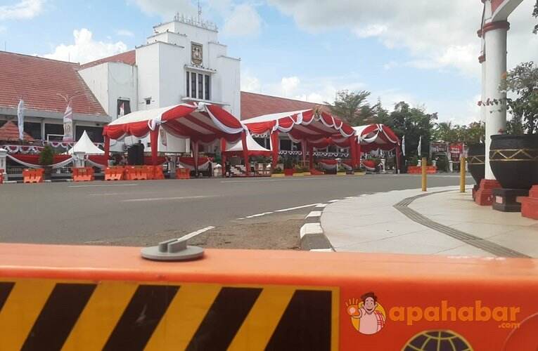 Ruas Jalan Balai Kota Banjarbaru Disterilisasi, Nasib PKL Tanda Tanya