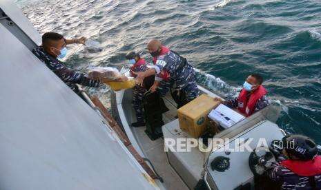 In Picture: Serbuan Vaksin Pulau Terluar Indonesia Timur