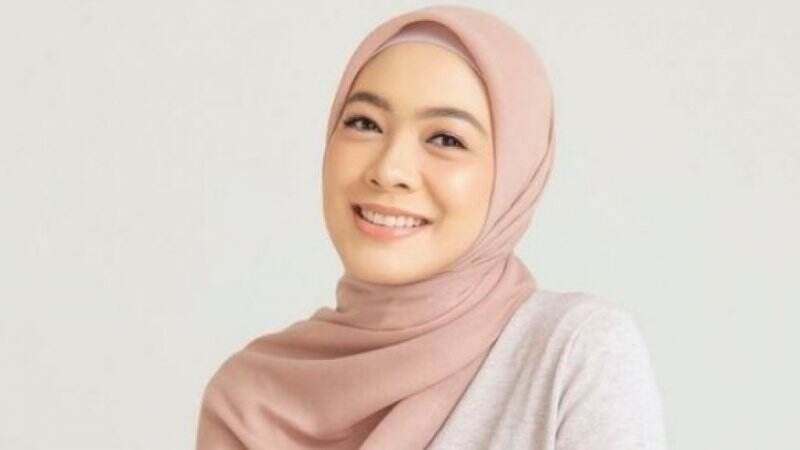 Dian Ayu Terpukul Usai Sang Ibunda Idap Alzheimer dan Positif Covid-19