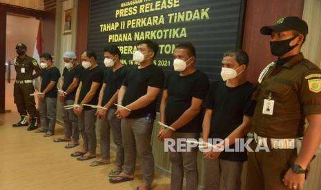 In Picture: 7 Tersangka Terlibat Penyelundupan 1.200 Kilogram Sabu