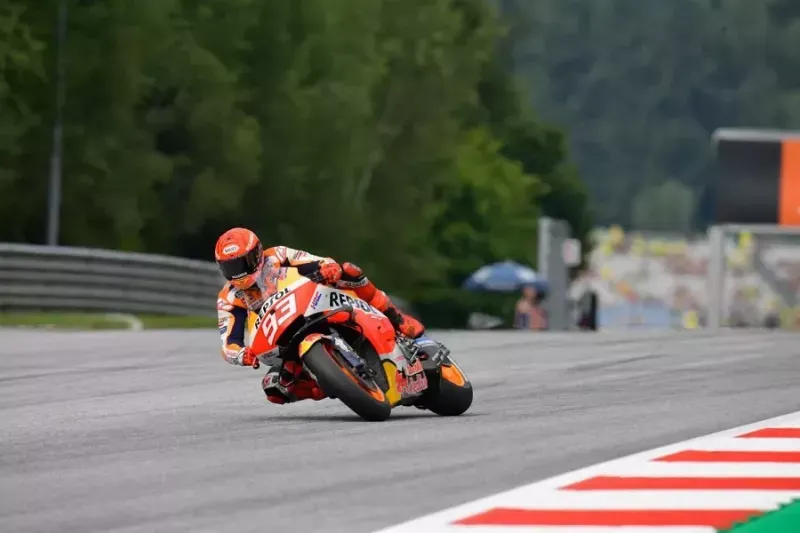 Finis Ke-15 di MotoGP Austria 2021, Marc Marquez Dikerjai Hujan