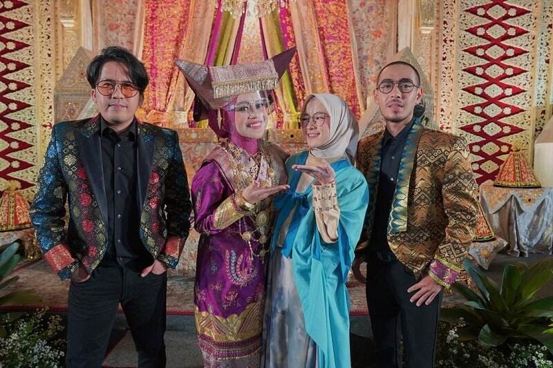 Ayus dan Nissa Sabyan Hadiri Malam Bainai Lesty-Billar, Netizen: Kapan Nyusul?