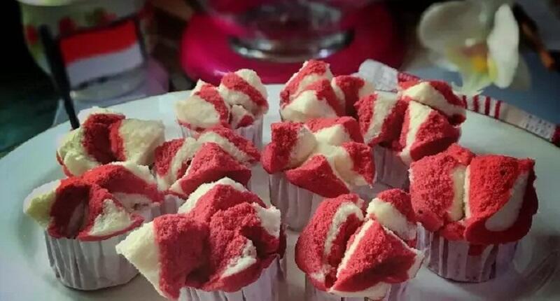 Meriahkan HUT Ke-76 RI, Bikin Bolu Kukus Merah Putih Yuk!