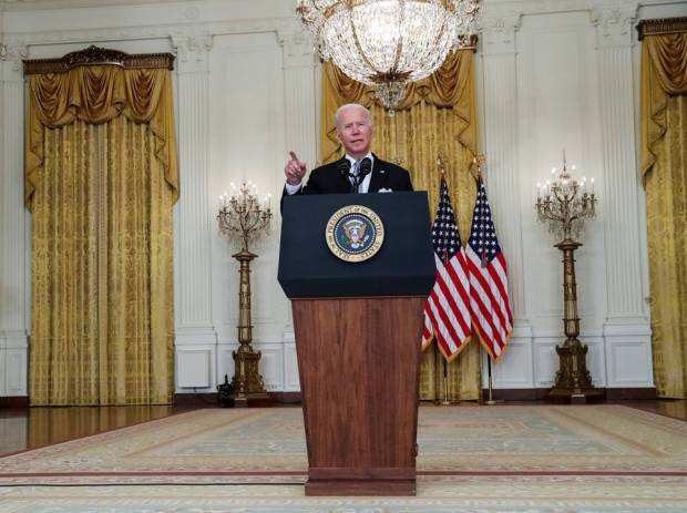 Biden Pulang ke Rumah untuk Akhir Pekan Saat Evakuasi Afghanistan Masih Kacau