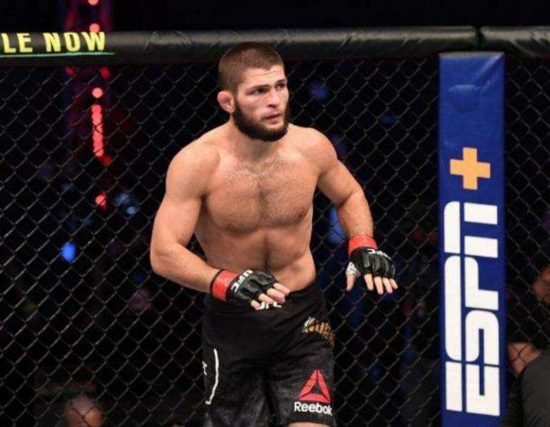 Khabib Serius Urus Sekolah Tarung