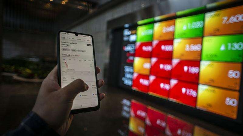 IHSG Sepekan Terkoreksi 1,77 Persen, Rata-rata Frekuensi Harian Anjlok 7,3 Persen