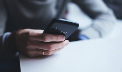 Hikmat: Binge-watching Vs Hopping Sekarang Jadi Tren