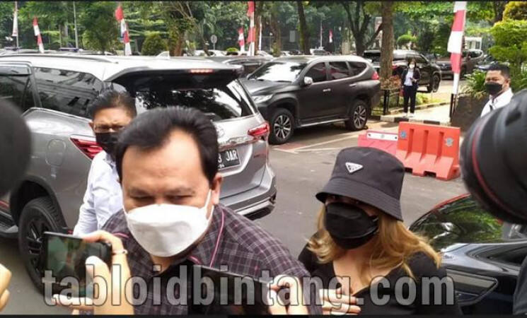 Ayu Ting Ting : Kalau Menyangkut Anak, Saya Harus Bertindak!