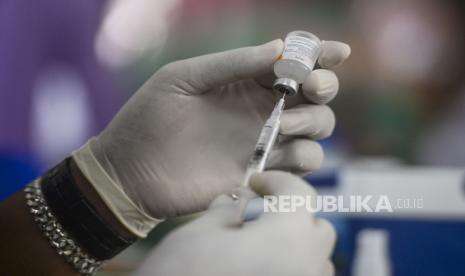 Polri Tanggapi Tudingan Soal Booster untuk Non Nakes