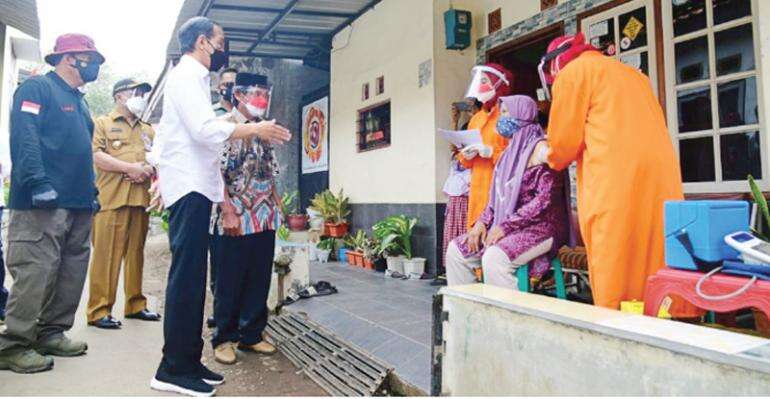 Cek Vaksinasi Santri Dan Door To Door BIN Di Cirebon-Kuningan Jokowi: Corona RI Membaik