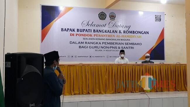 Blusukan ke Kecamatan Konang, Bupati Bangkalan Dapat Keluhan Tenaga Pendidik hingga Kualitas Infrastruktur