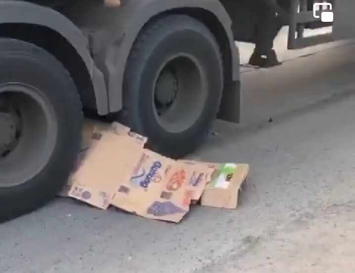 Nge-BM Cegat Truk Trailer, Remaja di Cilegon Tewas Terlindas