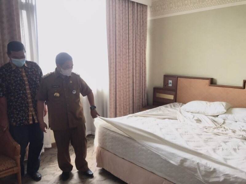 Jawab Keingintahuan Publik! Wali Kota Banjarmasin Tinjau Bangunan Hotel A, Begini Hasilnya