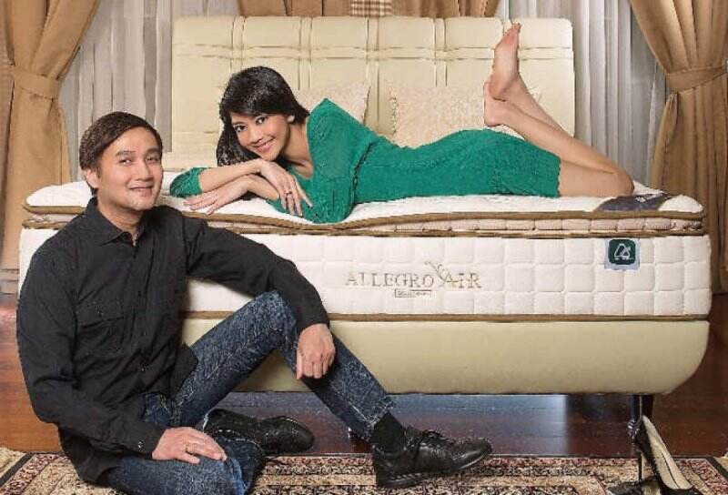 Kisah Cinta Aldi Bragi dan Ririn Dwi Ariyanti : Berawal dari Facebook