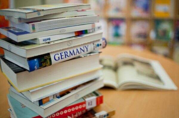 Kominfo Luncurkan Perpustakan Digital Ruang Buku