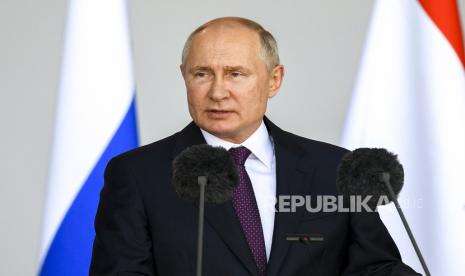 Jelang Pemilu, Putin Beri Bonus Polisi dan Militer