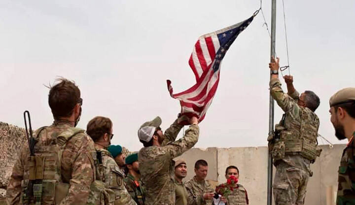 Mendengar Deklarasi Kemerdekaan Afghanistan oleh Taliban