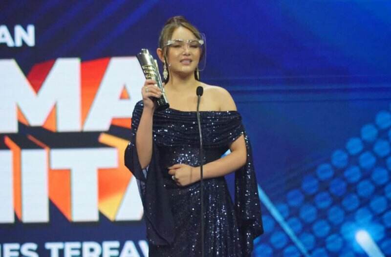 Pro-Kontra di Balik Sapu Bersih "Ikatan Cinta" di Indonesian Drama Series Awards 2021