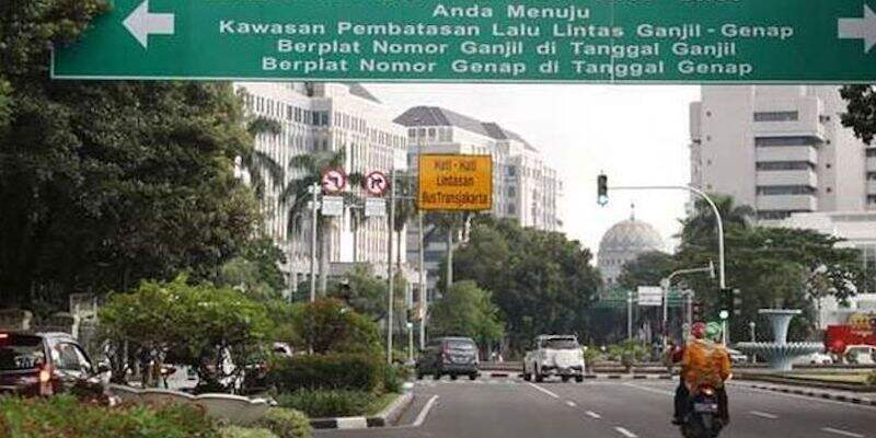 Sanksi Tilang Ganjil-Genap Resmi Berlaku di Jakarta